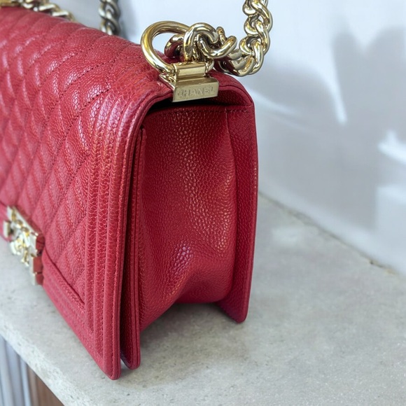 CHANEL 2019’ Caviar Red/Silver Quilted Le Boy Bag - Picture 5 of 16